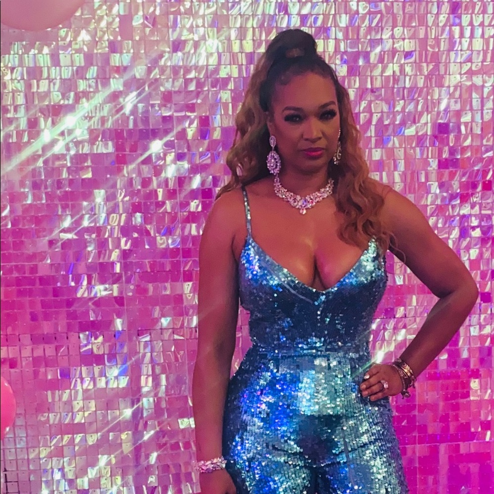 Sexy jumpsuit that hugs your curves